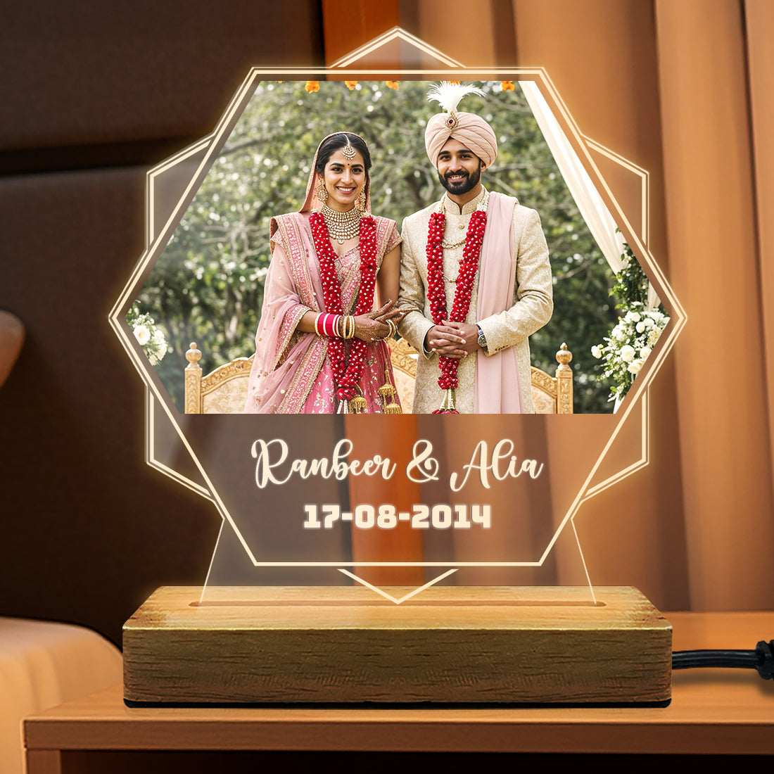 Acrylic LED photo frame birthday gift for couples in India 