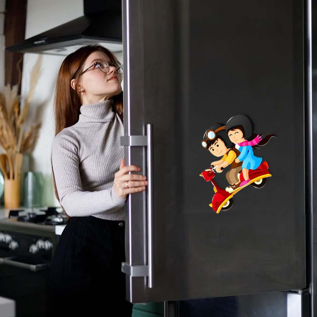 Cute couple riding scooter MDF fridge magnet in colourful cartoon design – Fashionury