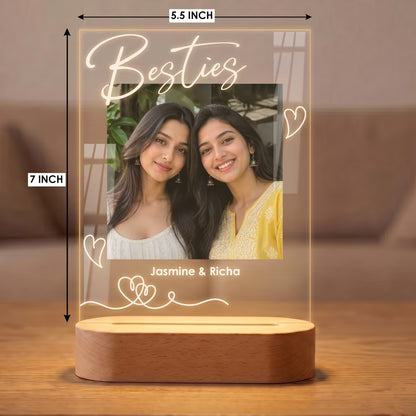 Dimension of Besties' custom photo acrylic LED lamp with two friends' portraits and names