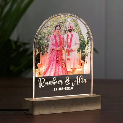 Side View of the wooden LED base and sharp print on the Arch Acrylic LED Panel