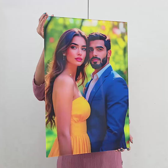 Close up video of 5mm thick Acrylic Portrait Wall Frame showing polished edges