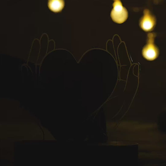 Showcase video of Love You Dad hand heart acrylic LED photo lamp with father daughter portrait